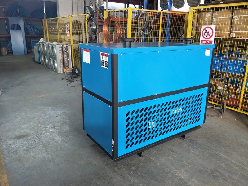 永磁變頻螺桿空壓機該怎么選擇冷干機？